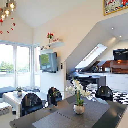 Apartment Every Sky Sopocka 15-2 *